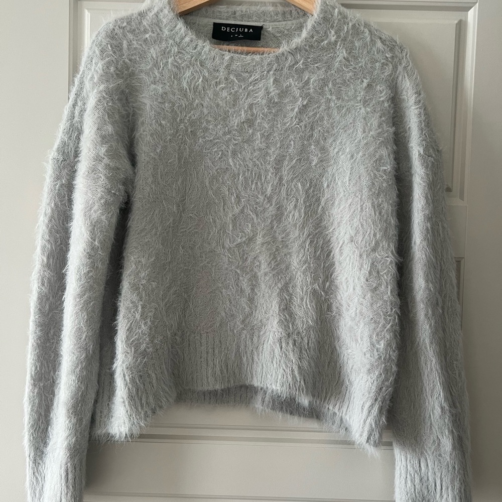 Women's Fuzzy Gray Decjuba Sweater